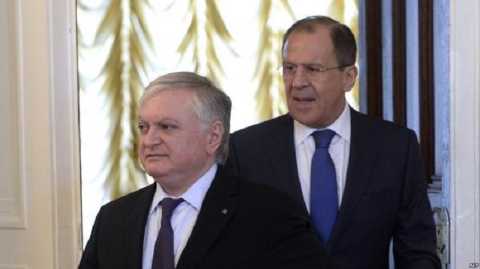 Lavrov y Nalbadyán deliberaron Nagorno Karabaj