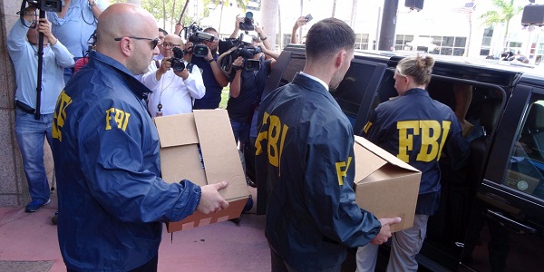 Le FBI a piégé des classeurs pour espionner des Russes à New York