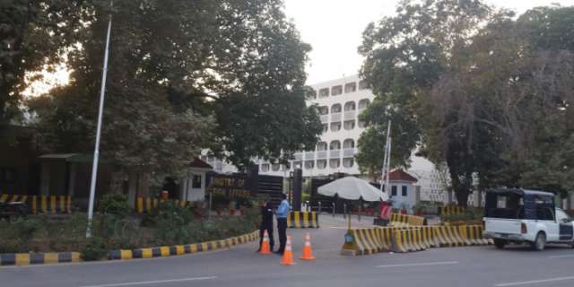 Le Pakistan convoque l'ambassadeur américain après le tweet de Trump