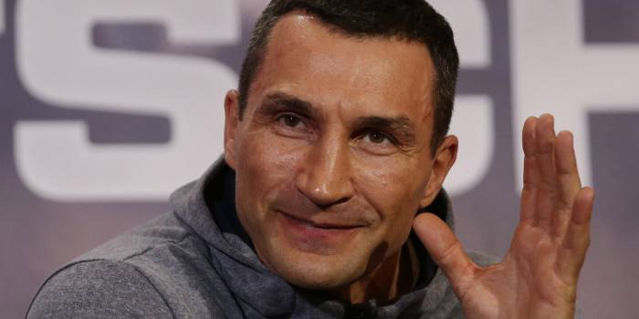 Le boxeur ukrainien Vladimir Klitschko annonce qu'il prend sa retraite