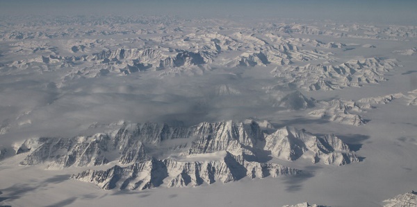 Le trou dans la couche d`ozone est en train de se résorber