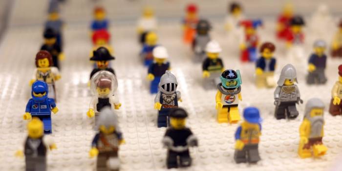 Lego va supprimer 8% de ses effectifs
