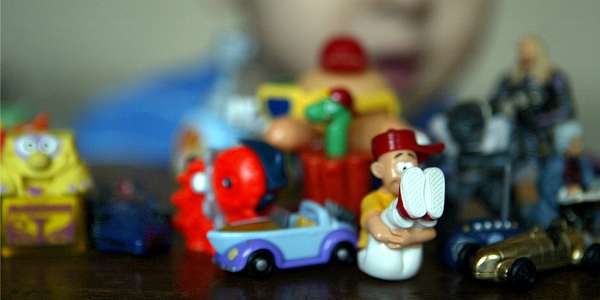 Les jouets des œufs Kinder Surprise seraient confectionnés par des enfants roumains
