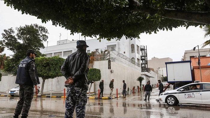 Libye : deux morts dans l`explosion d`une voiture près de l`ambassade d`Italie