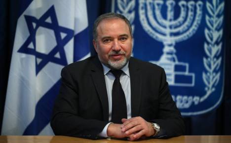 Liberman istefa verdi