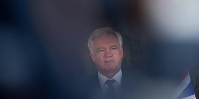Londres souhaite une "union douanière temporaire" post-Brexit