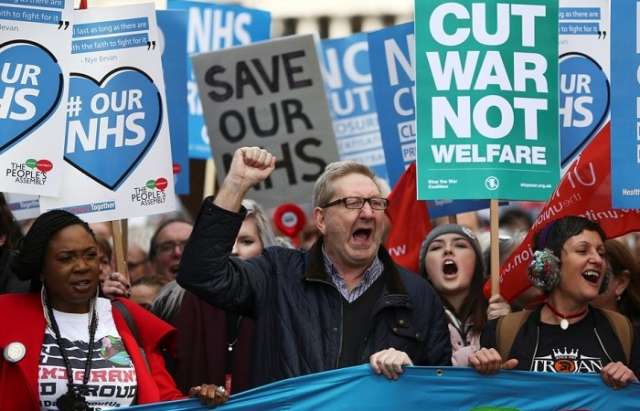 Manifestation à Londres pour défendre le système de santé publique