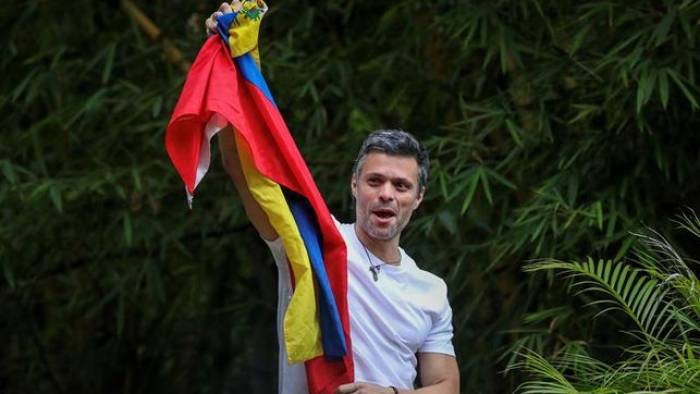 López dice que Venezuela está ante una "amenaza clara" y pide que sigan las protestas
