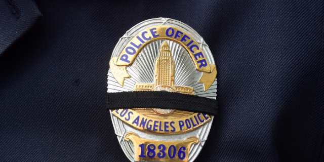 Los Angeles : un homme tire sur le consulat chinois et se suicide