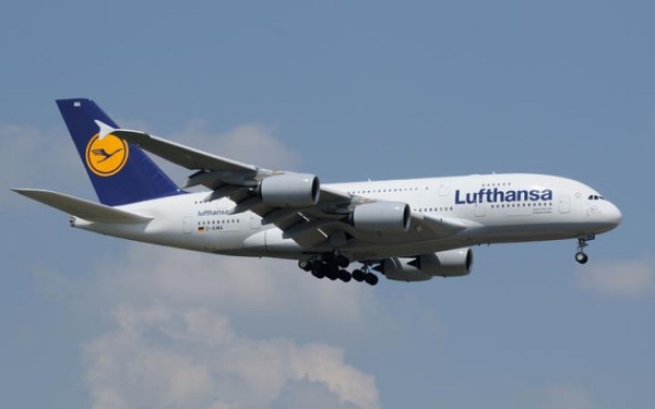 Lufthansa annule 876 vols prévus demain