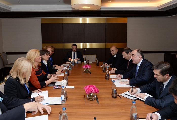 MAE azerbaïdjanais rencontre la présidente de la République de Croatie