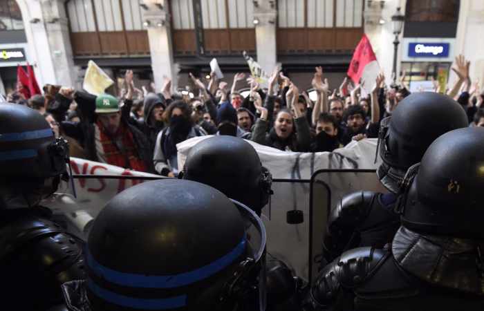Manif anti-violence policière à Paris