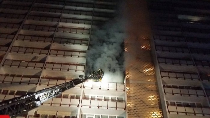 Mann stirbt nach Flucht auf Balkon