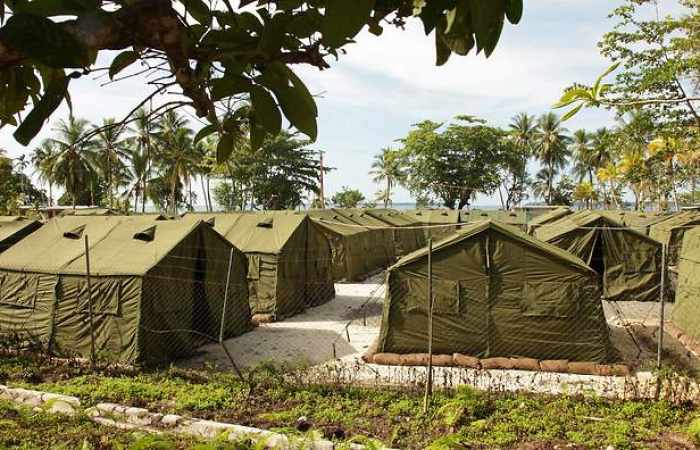 Manus Island detention centre: Shooting reports being investigated by police