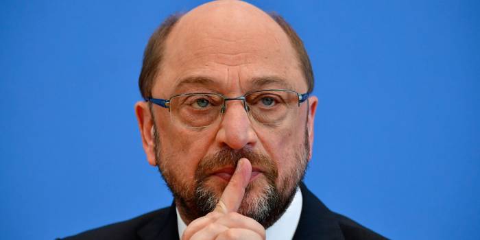 Martin Schulz et Emmanuel Macron d'accord pour réformer la zone euro