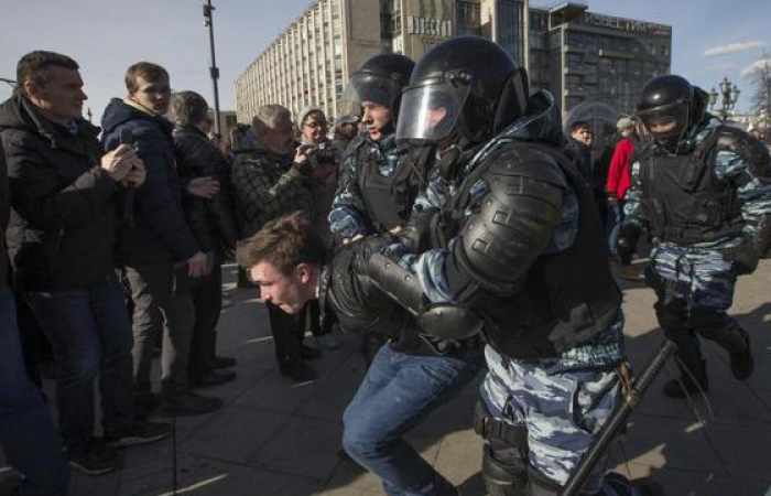 Demos in Russland: CDU verurteilt Festnahmen
