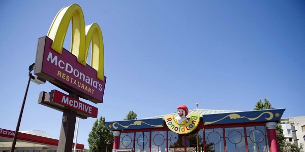 McDonald`s réclame 17,8 millions d`euros de dommages et intérêts à la ville de Florence