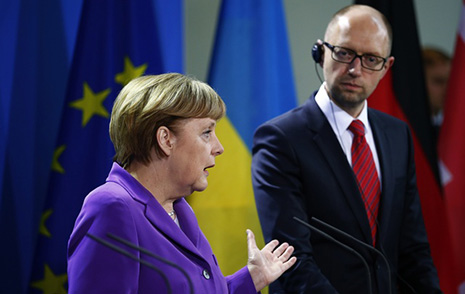 Human Rights Watch calls on Merkel to press Kiev to protect civilians in Ukraine