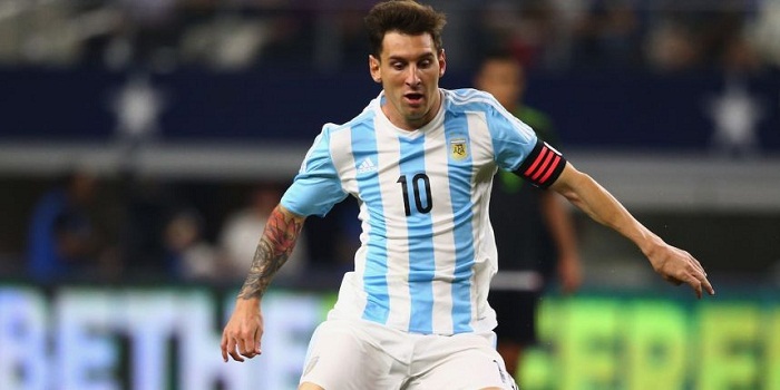 Messi n`a "pas besoin de chanter" l`hymne argentin pour être touché