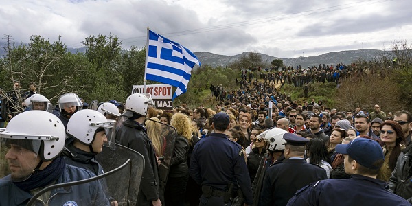 La Grèce annonce que quatre des cinq hotspots" prévus sont "prêts"