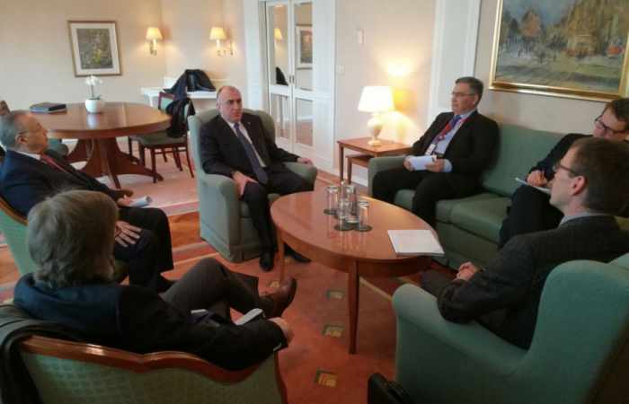 Elmar Mammadyarov rencontre son homologue estonien