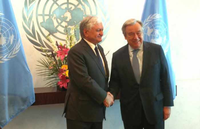 Un-Generalsekretär Guterres und der Außenminister Armeniens diskutieren den Berg-Karabach-Konflikt