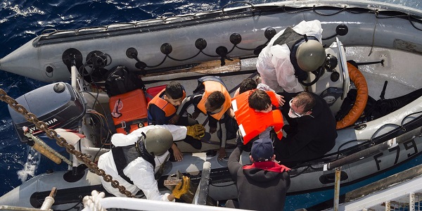 Neuf migrants morts et près de 600 secourus au large de la Libye