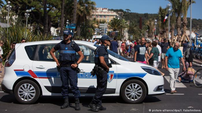 Police in France arrest teenagers in Nice on suspicion of terrorism