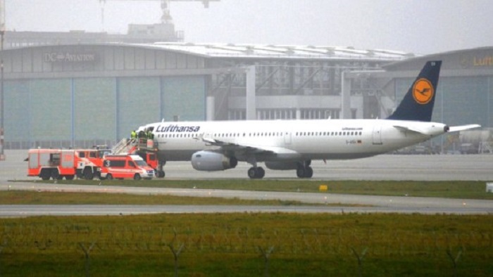 Lufthansa-Maschine muss auf Neufundland notlanden