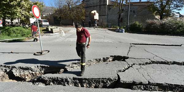 Nouveau séisme de magnitude 5 dans le centre de l`Italie