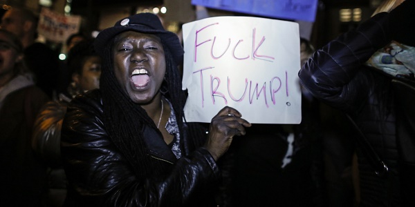 Nouvelles manifestations anti-Trump à travers les États-Unis