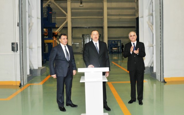 Le président Ilham Aliyev inaugure une usine de transformateurs de grande puissance - PHOTOS