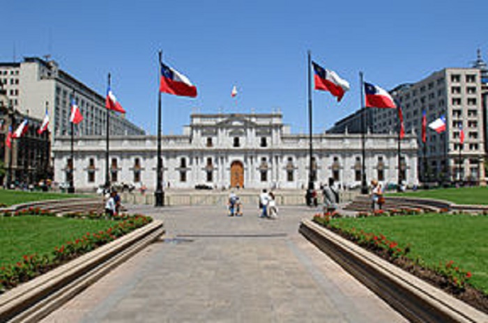 Triunfo de candidato ciudadano, salida a crisis política en Chile