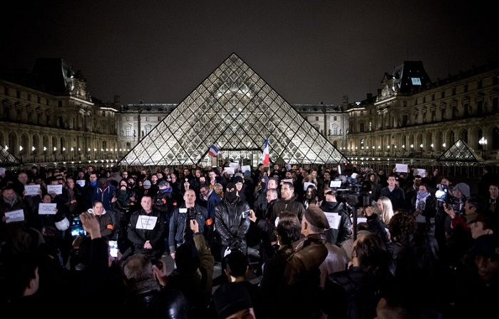 Nouveau rassemblement de policiers à Paris