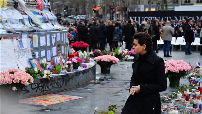 Paris rend hommage aux victimes des attentats de janvier 2015