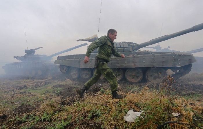 US, Kremlin officials meet at Russian border for Ukraine talks