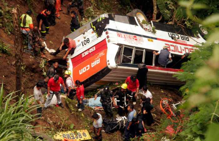 At least 24 dead as Philippine bus plunges into ravine