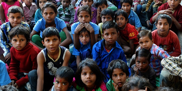 Pollution: 300 millions d`enfants respirent de l`air toxique, selon l`Unicef
