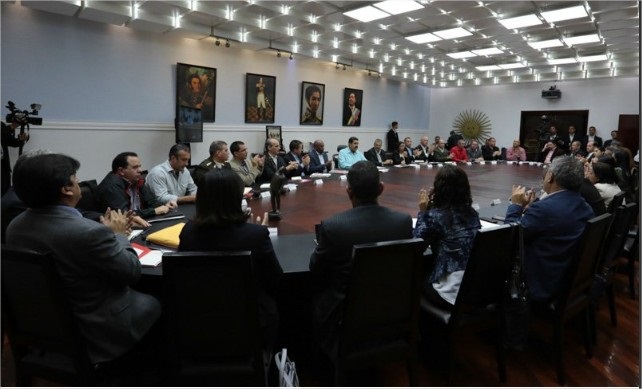 “Si fuese necesario”, Gobierno levantará inmunidad parlamentaria vía decreto de emergencia