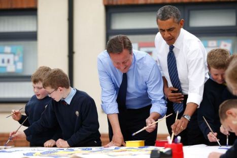 Barack Obama and David Cameron compete to see who is best painter