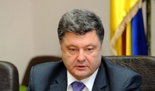 Poroşenko İlham Əliyevi təbrik etdi