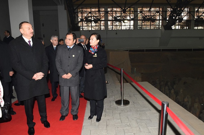 Ilham Aliyev visite le Musée de l’Armée de terre cuite à Xi’an