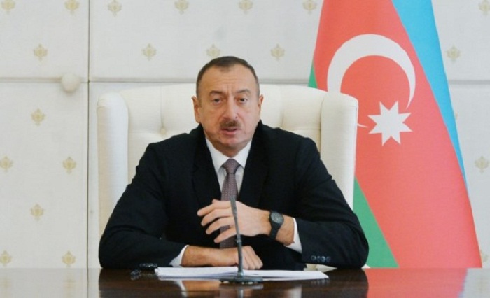 Le président azerbaïdjanais offre ses condoléances au président italien