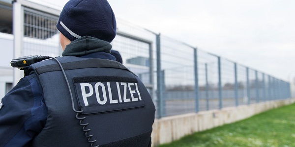 Prison ferme pour un Allemand qui avait rejoint Daech en Syrie