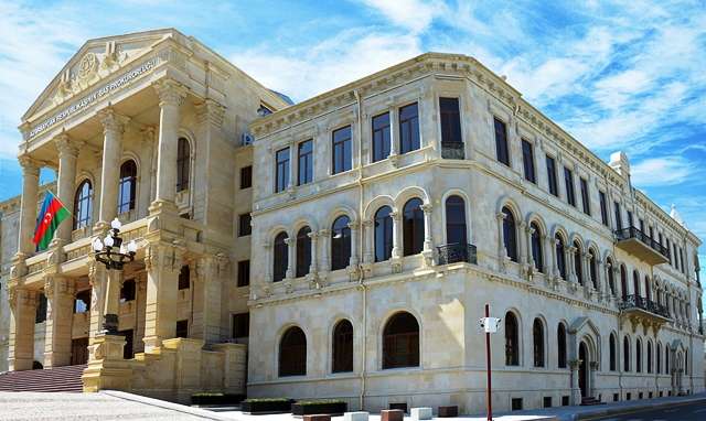 Baş Prokurorluq müsabiqə elan etdi 