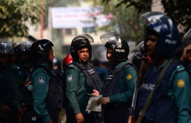 Bangladesh: quatre djihadistes se font exploser
