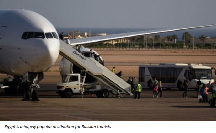 Russia plane crash: Moscow bans Egypt Air flights after jet crash