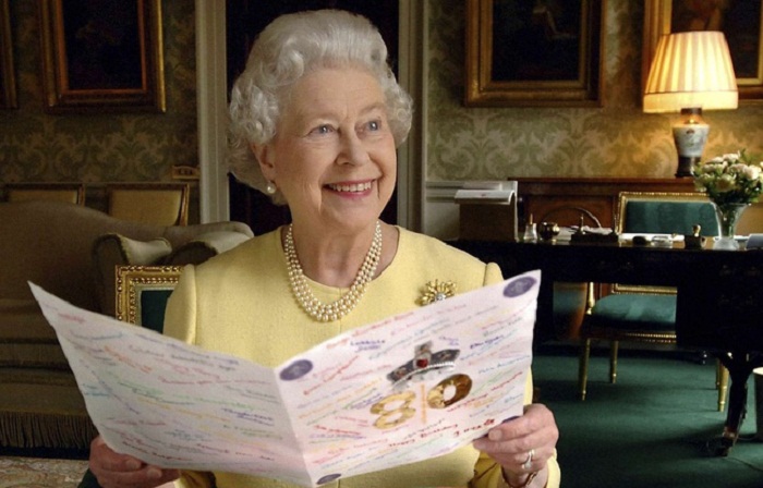 Royaume-Uni: Buckingham Palace recherche un plongeur pour 1.700 euros par mois