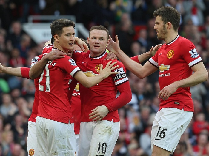 Manchester gagne à Liverpool grâce à un but de Rooney et assist de Fellaini
