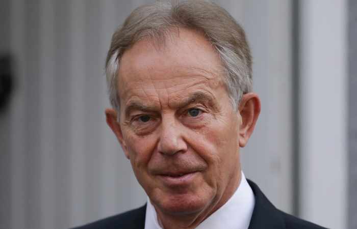 Tony Blair replonge dans l'arène politique pour éviter un "hard Brexit"